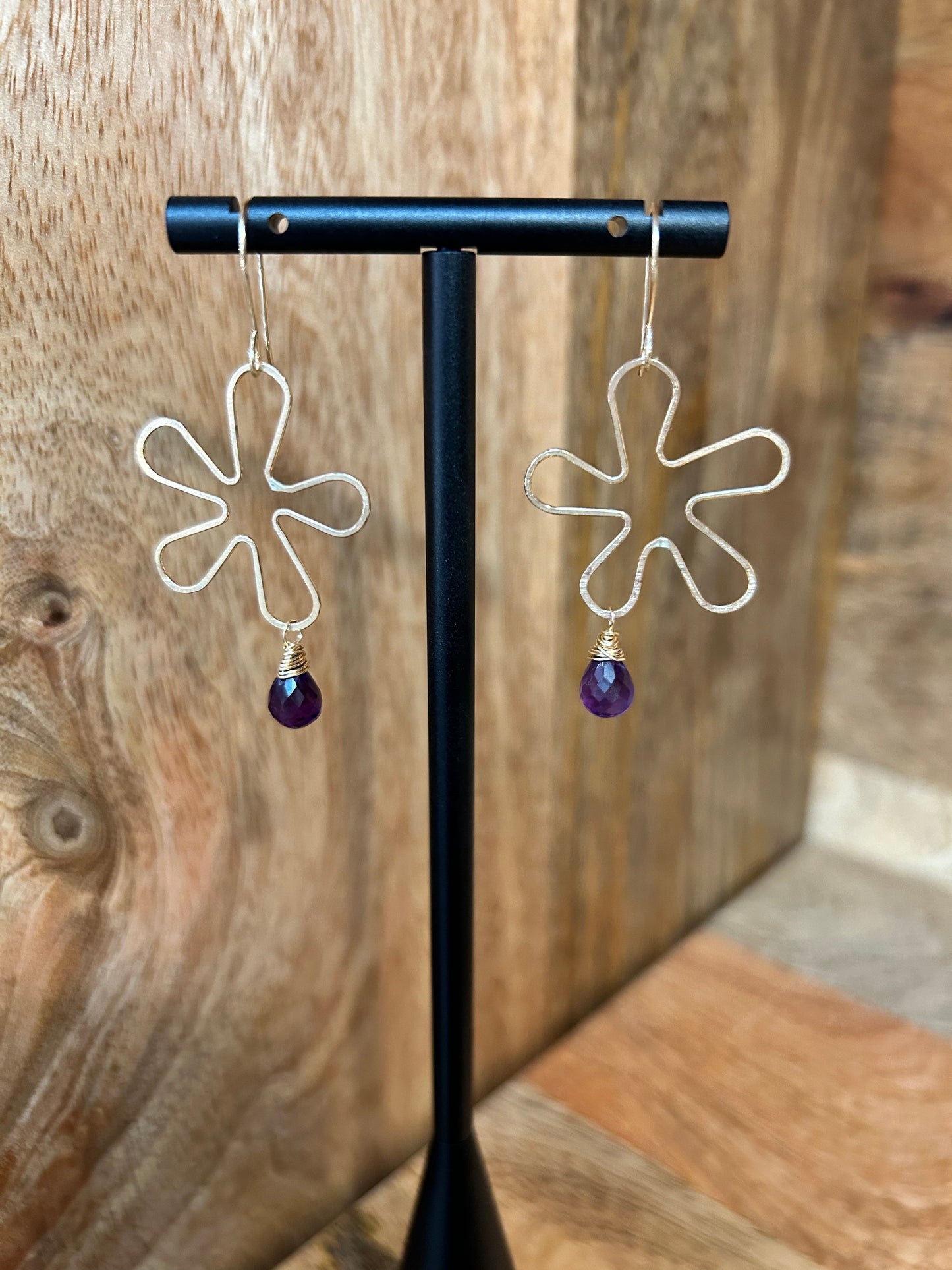 Daisy Earring *TWO COLORS*